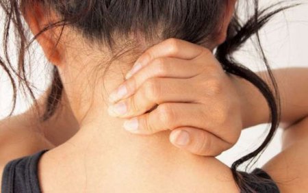 Boyun ağrısının səbəbləri