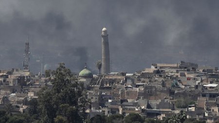 İŞİD terrorçuları Mosulun əsas məscidini partlatdılar