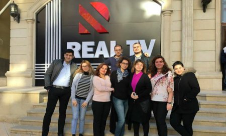 “Real” TV fəaliyyətə başlayıb