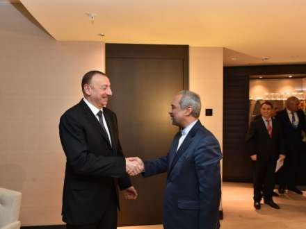 Prezident İlham Əliyev İran Prezident Administrasiyasının rəhbəri ilə görüşüb - Foto
