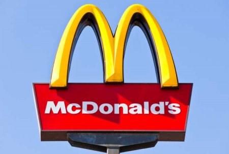 McDonald`s hamburgerindən siçovul başı çıxdı