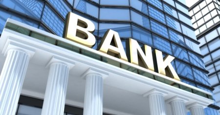 Müflis elan olunan bankların müştərilərinin nəzərinə