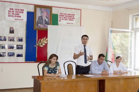 Nərimanov rayonunda «İşıqlı gələcək naminə erkən nigaha yox deyək»  adlı seminar keçirilib.
