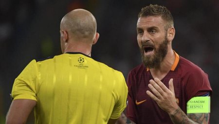 "Roma" klubunun iki futbolçusunu cəzalandırıb