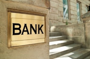 Bankların bağlanma səbəbi açıqlandı
