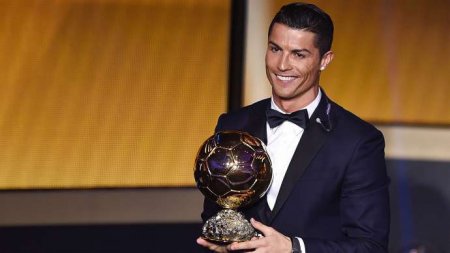 Kriştiano Ronaldo: "Pul mənim üçün əsas deyil"