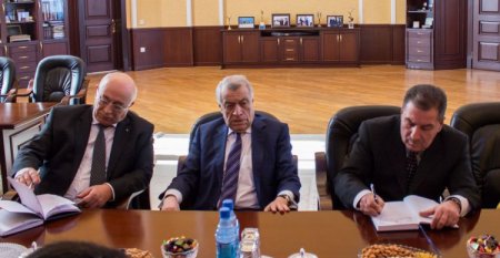 Natiq Əliyev Qazaxıstanın energetika naziri ilə görüşdü