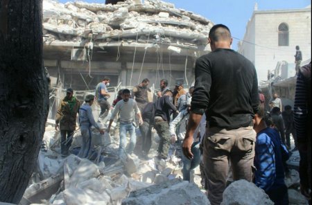 İdlibdə məscid bombalandı