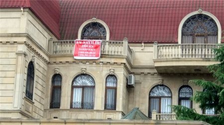 Ziya Məmmədovun qardaşının villası satışa çıxarıldı - Foto