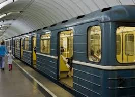 Bakı metrostansiyası yay vaxtına keçir