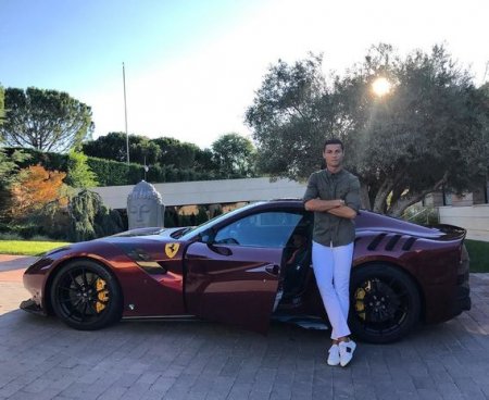 Ronaldonun yarım milyon dollarlıq yeni avtomobili – FOTO