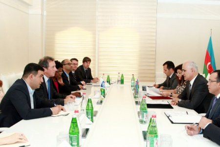 İqtisadiyyat naziri Şahin Mustafayev  Dünya Bankının vitse-prezidenti ilə görüşüb