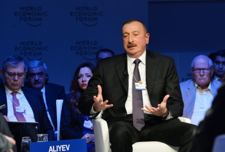 Əliyevin Davosdan verdiyi anons İrəvanı qarışdırdı
