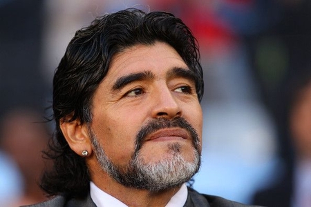 Dieqo Maradona istefaya getmək fikrini dəyişib