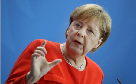 Angela Merkel: "Almaniya Dağlıq Qarabağ münaqişəsinə göz yuma bilməz"